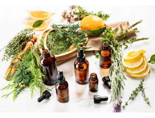 Léčivé účinky bylinných esenciálních olejů: Účinky na tělo a mysl